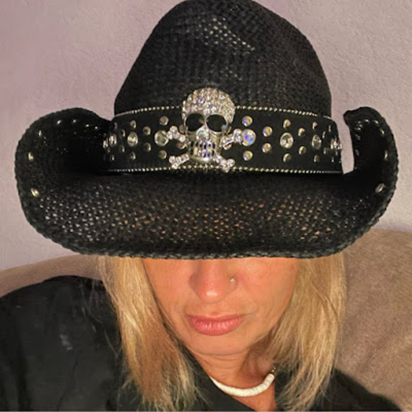 Meet your Posher, Pamela - Picture 1 of 1